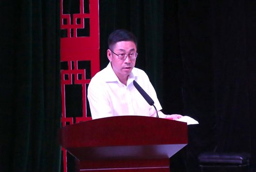 李彧威.jpg