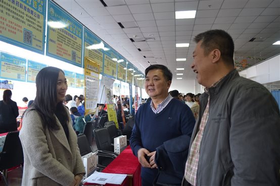 C:\Users\Administrator\Desktop\QQ图片20181112085937.jpg