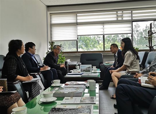 韩国清州大学座谈_副本