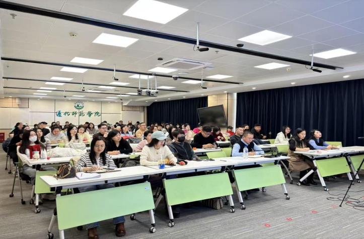 7b42e83d18fbc54b2bbfdc75888d0681